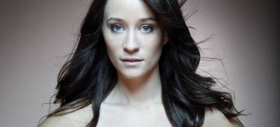“Chuck” Star Mekenna Melvin Causes Water-gate SKandal